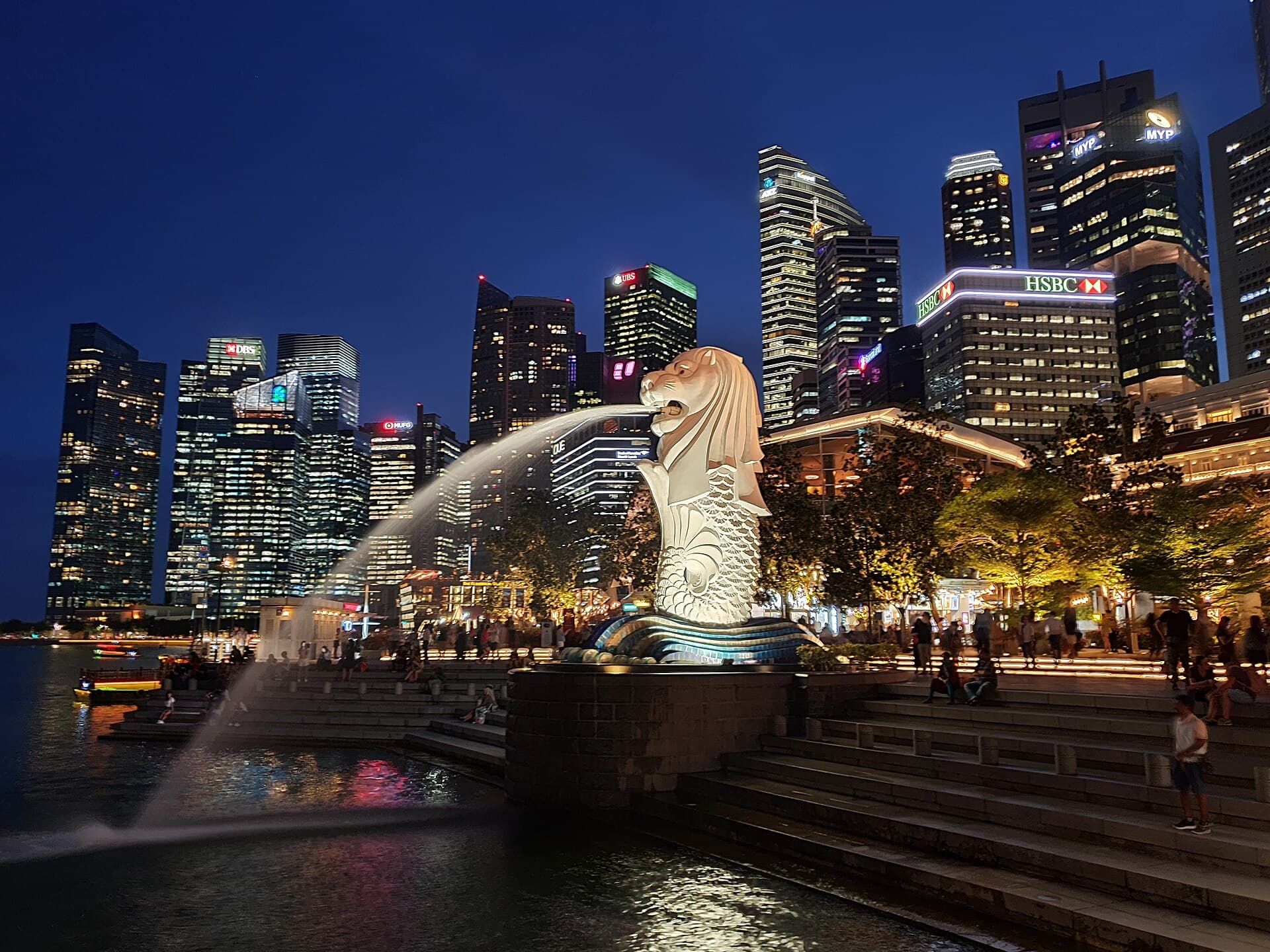 Merlion ve Şehir Işıkları: Singapur Gece Turu
